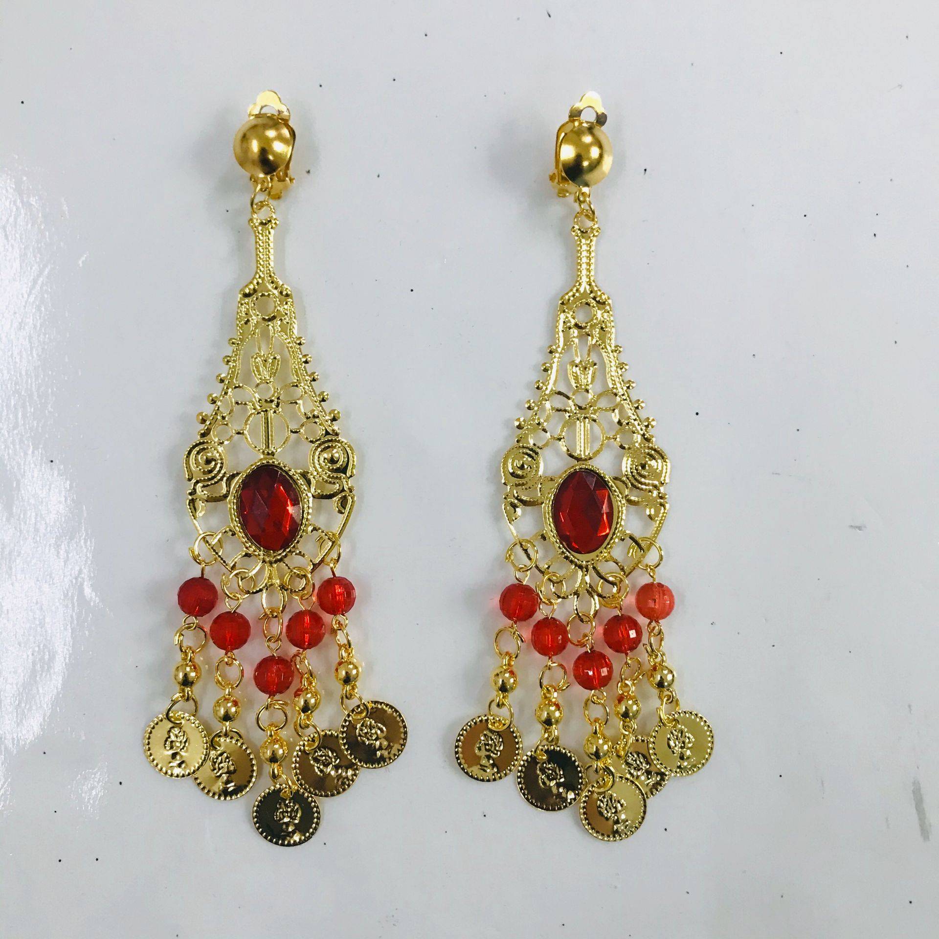 Single-drilled earring (trigger)
